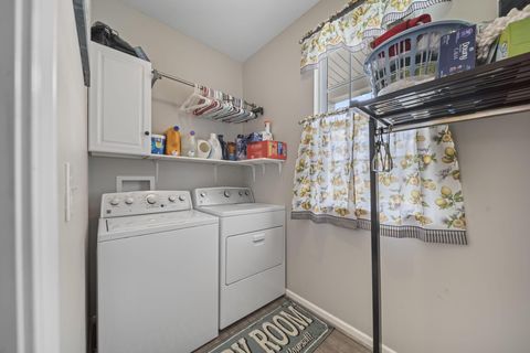 Tiny photo for 502 Rolling Acre Drive, Lithopolis, OH 43136 (MLS # 226014105)