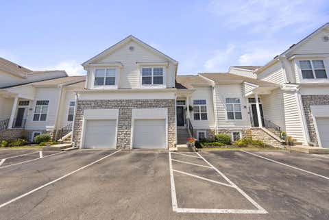 Tiny photo for 5987 Thunder Gulch Drive 30 #30, New Albany, OH 43054 (MLS # 226029427)