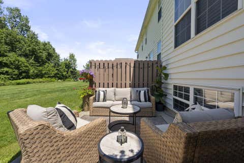 Tiny photo for 5987 Thunder Gulch Drive 30 #30, New Albany, OH 43054 (MLS # 226029427)