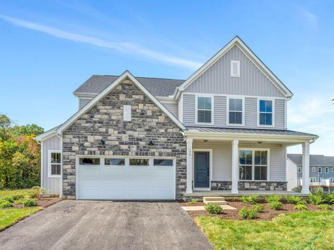 Photo of 155 Arezzo Court, Delaware, OH 43015 (MLS # 225007100)