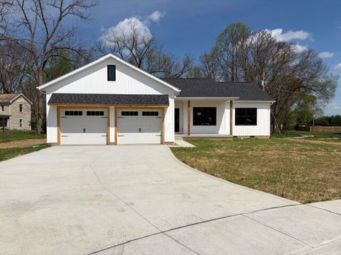 Photo of 949 Hobart Court, Logan, OH 43138 (MLS # 226012647)