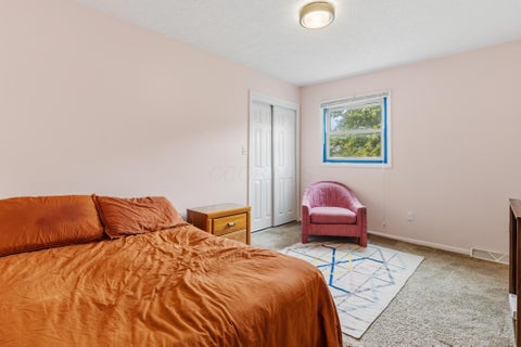 Tiny photo for 7086 White Butterfly Lane, Reynoldsburg, OH 43068 (MLS # 226033881)