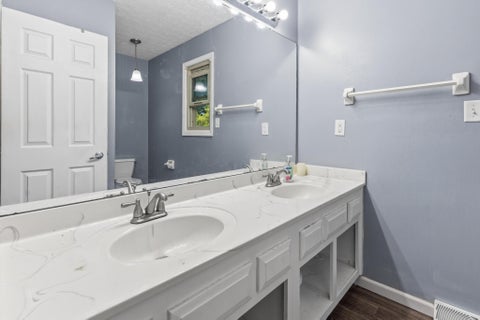 Tiny photo for 7086 White Butterfly Lane, Reynoldsburg, OH 43068 (MLS # 226033881)