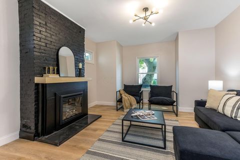 Tiny photo for 72 Avondale Avenue, Columbus, OH 43222 (MLS # 225044850)