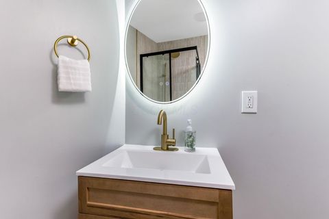 Tiny photo for 72 Avondale Avenue, Columbus, OH 43222 (MLS # 225044850)