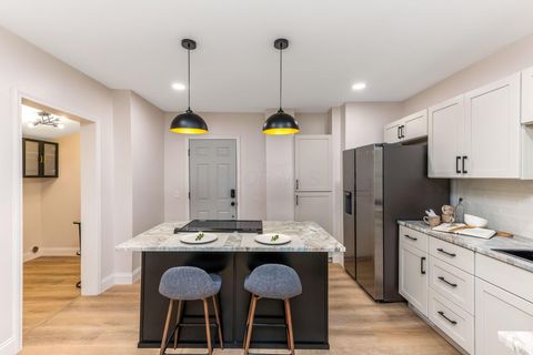 Tiny photo for 72 Avondale Avenue, Columbus, OH 43222 (MLS # 225044850)