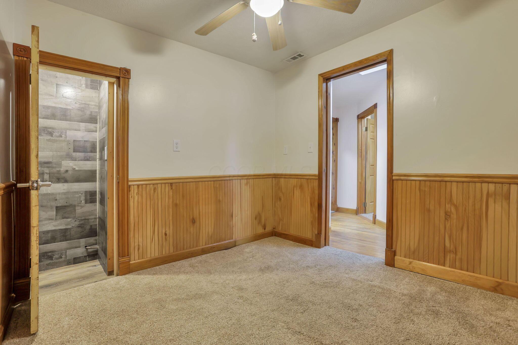 107 N 8th Street, Hebron, Ohio image 33