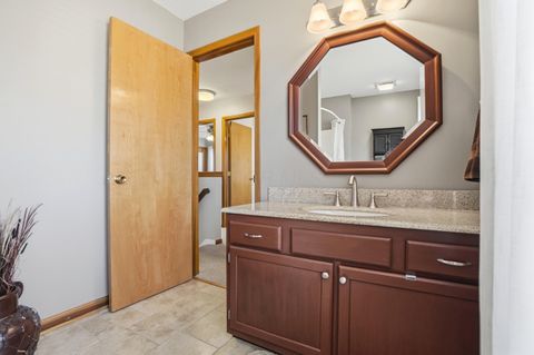 Tiny photo for 425 Ablemarle Circle, Delaware, OH 43015 (MLS # 226007288)