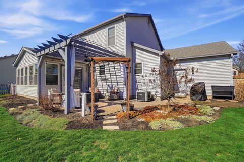 Tiny photo for 425 Ablemarle Circle, Delaware, OH 43015 (MLS # 226007288)