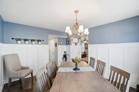 Tiny photo for 425 Ablemarle Circle, Delaware, OH 43015 (MLS # 226007288)