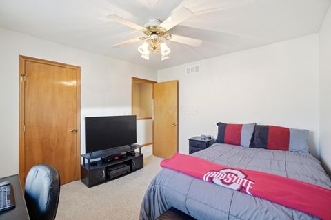 Tiny photo for 425 Ablemarle Circle, Delaware, OH 43015 (MLS # 226007288)