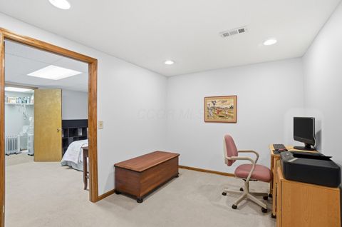 Tiny photo for 425 Ablemarle Circle, Delaware, OH 43015 (MLS # 226007288)