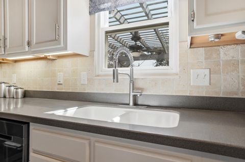 Tiny photo for 425 Ablemarle Circle, Delaware, OH 43015 (MLS # 226007288)