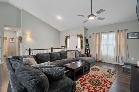 Tiny photo for 2961 Warrensburg Road, Delaware, OH 43015 (MLS # 225046124)