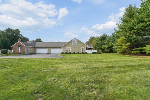 Tiny photo for 92 Green Lane, Pickerington, OH 43147 (MLS # 226037458)