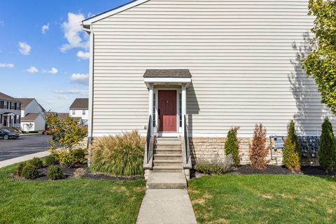 Tiny photo for 5982 Silver Charms Way 32 #32, New Albany, OH 43054 (MLS # 225040488)