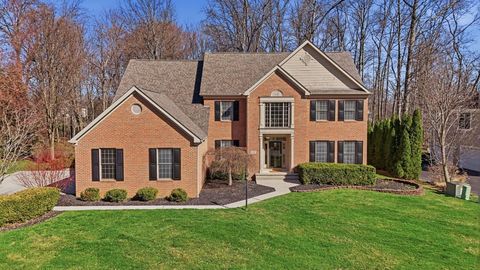 Homes For Sale - 2589 Aikin Circle<br/> Lewis Center, OH 43035