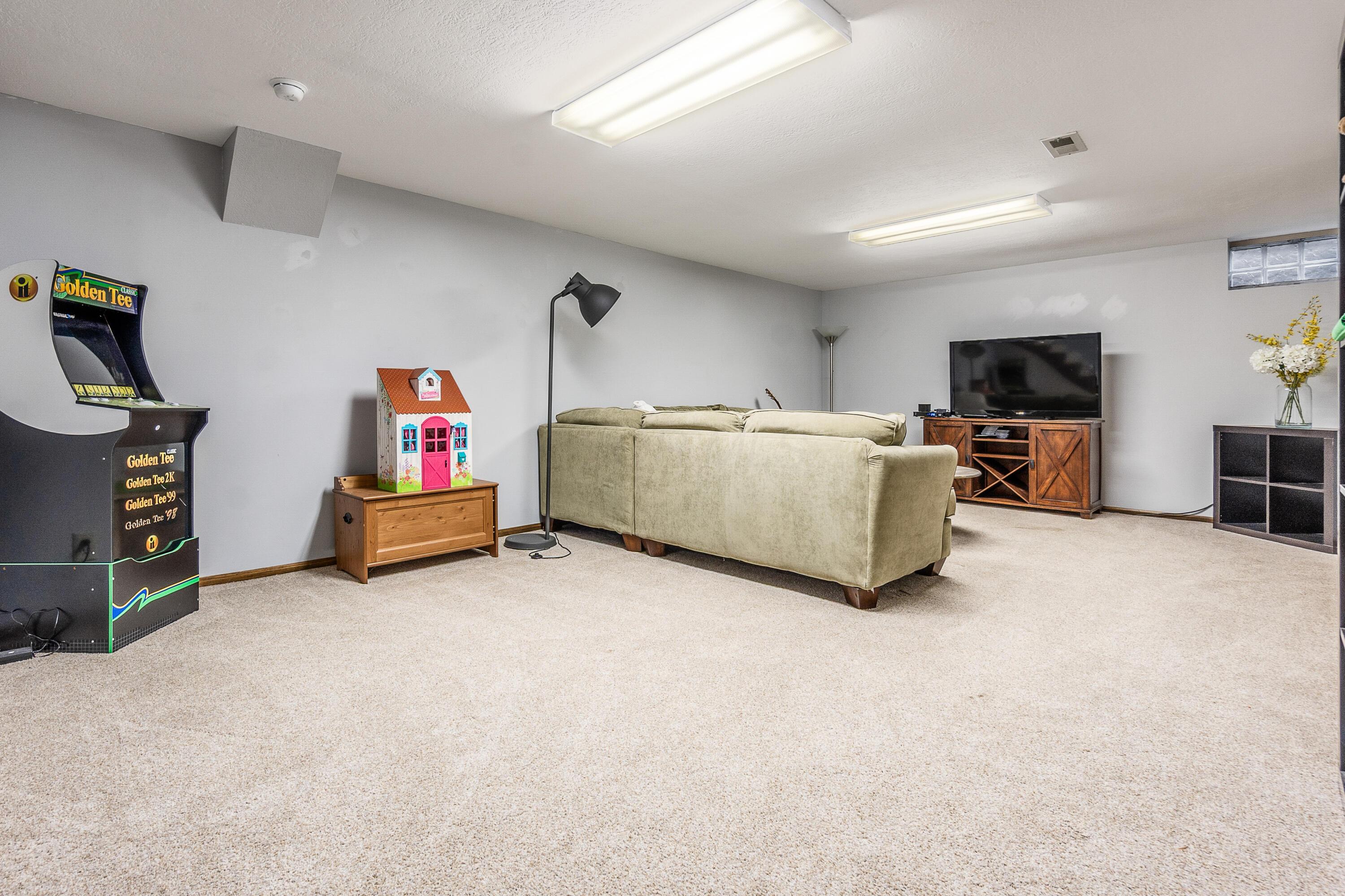 5618 Loch Broom Circle, Dublin, Ohio image 40