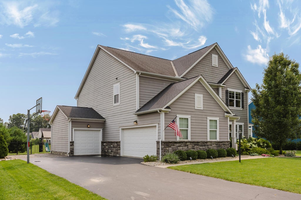 Photo of 7442 Broxton Lane, Galena, OH 43021 (MLS # 226031325)