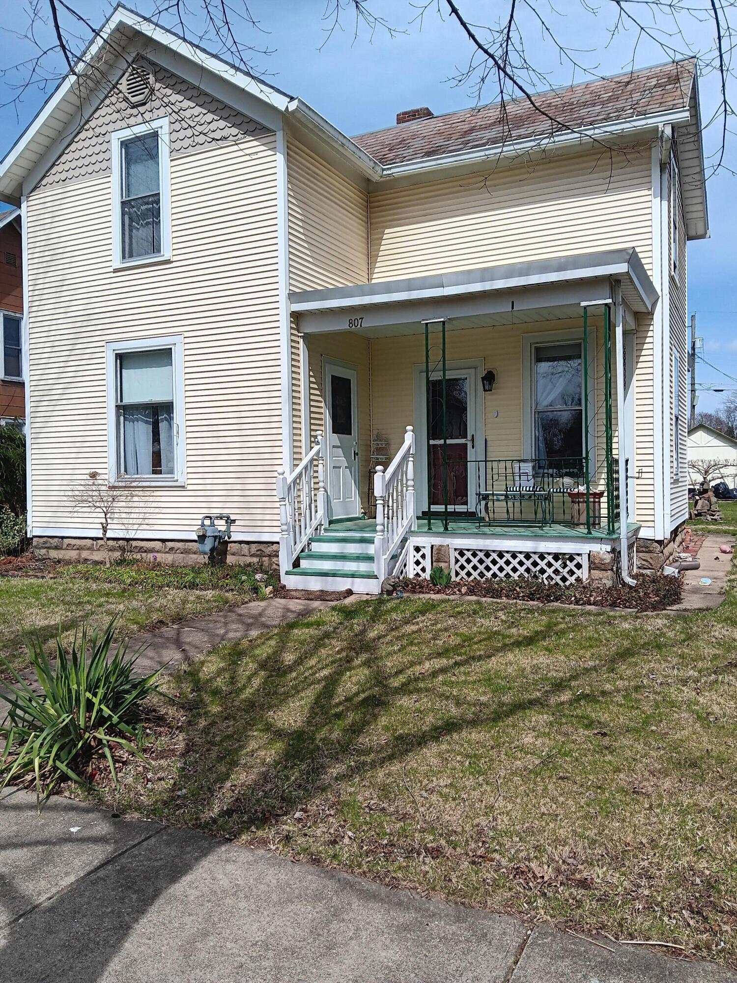 807 W Sugar Street, Mount Vernon, Ohio image 2