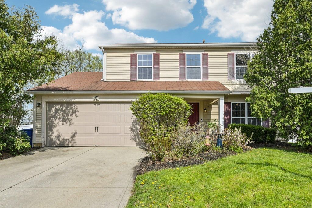 Photo of 6841 Riverside Glen Court, Dublin, OH 43017 (MLS # 226012189)