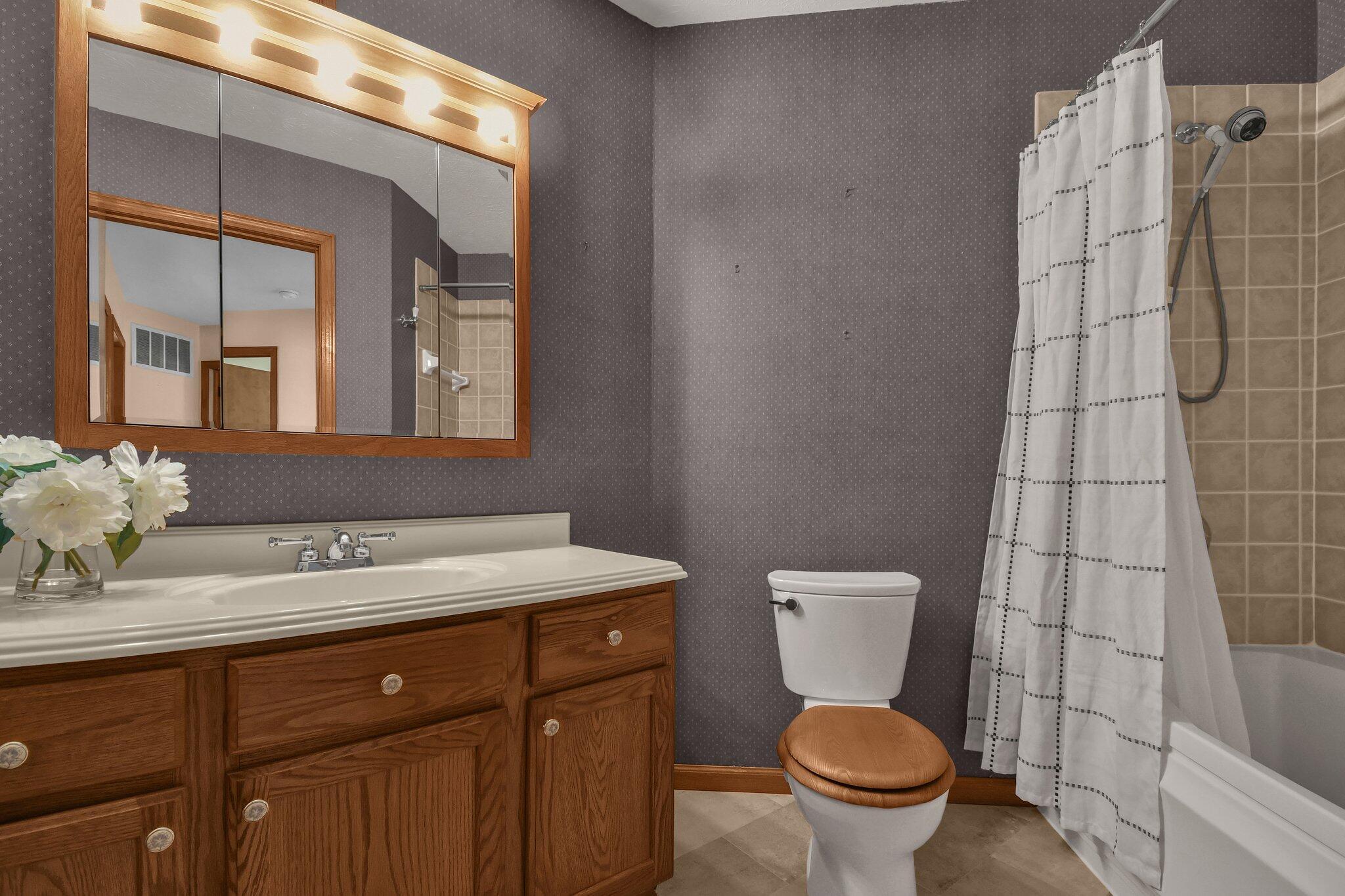 5080 N Galena Road, Sunbury, Ohio image 35