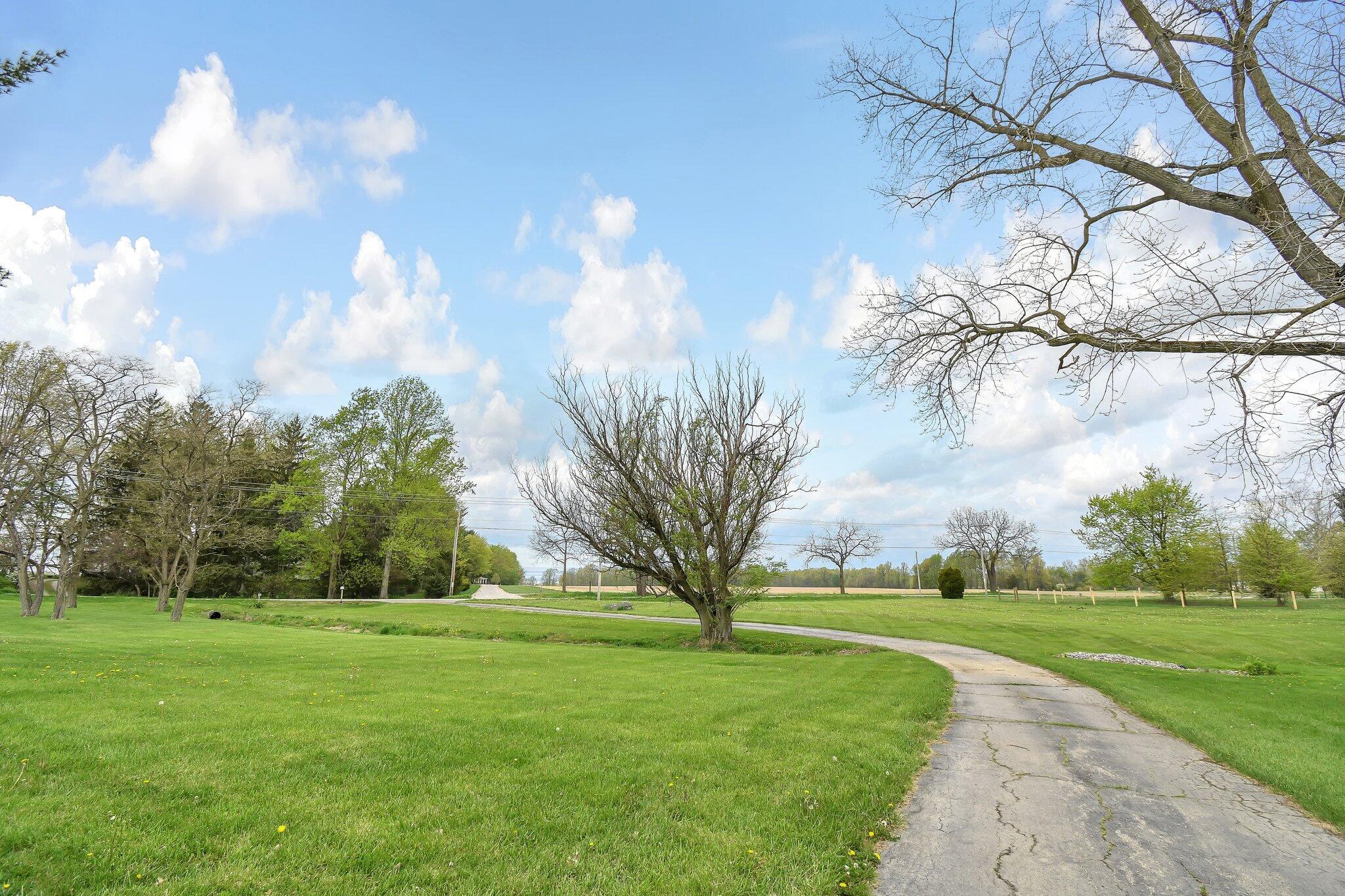 5080 N Galena Road, Sunbury, Ohio image 13
