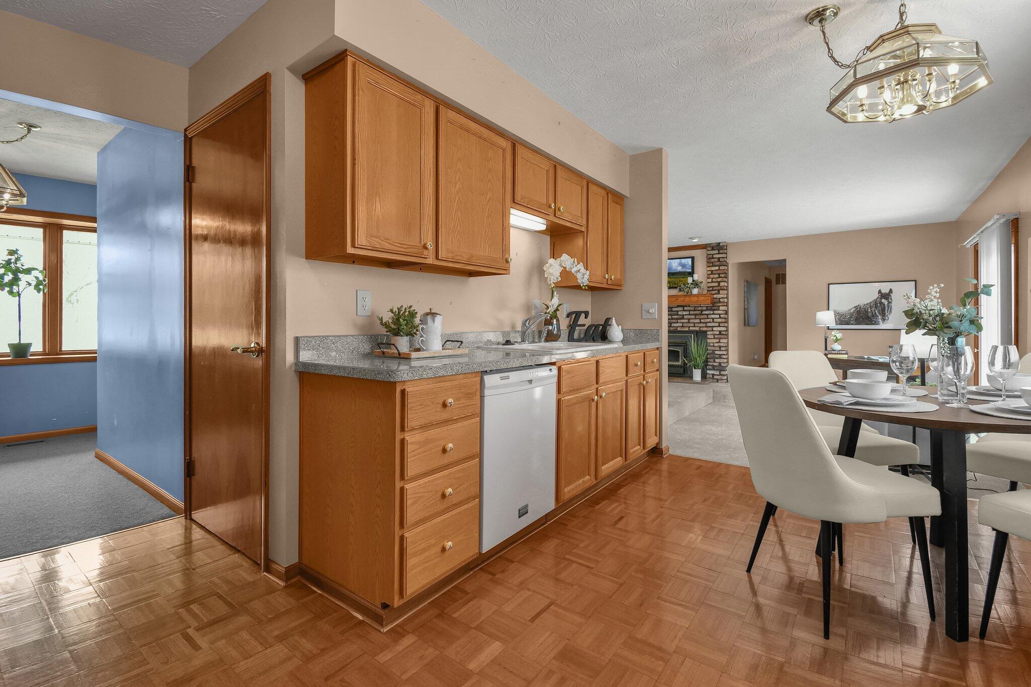 5080 N Galena Road, Sunbury, Ohio image 23