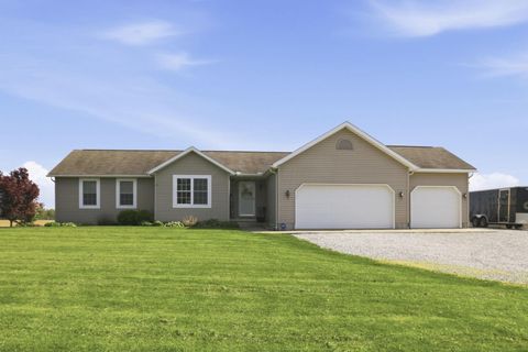 Photo of 1430 Eckard Road, Centerburg, OH 43011 (MLS # 226014908)