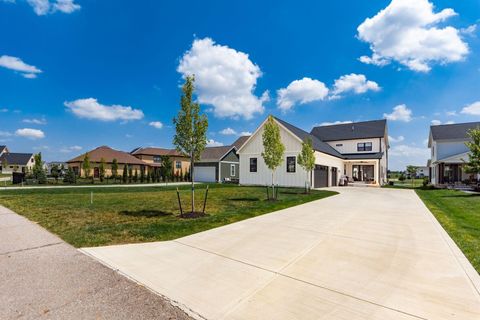 Tiny photo for 3660 Beulah Park Drive, Grove City, OH 43123 (MLS # 226024906)