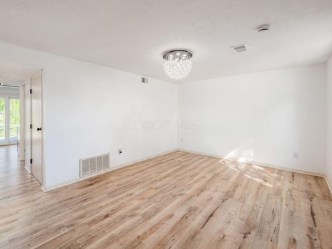 Tiny photo for 904 Kyle Avenue, Columbus, OH 43207 (MLS # 225037550)