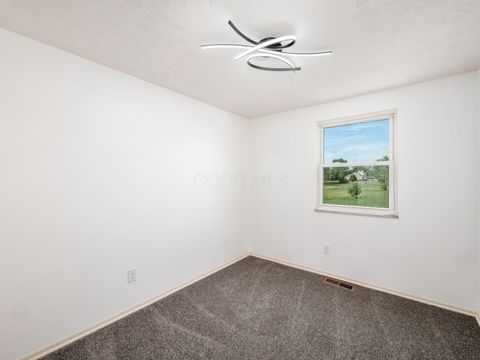 Tiny photo for 904 Kyle Avenue, Columbus, OH 43207 (MLS # 225037550)
