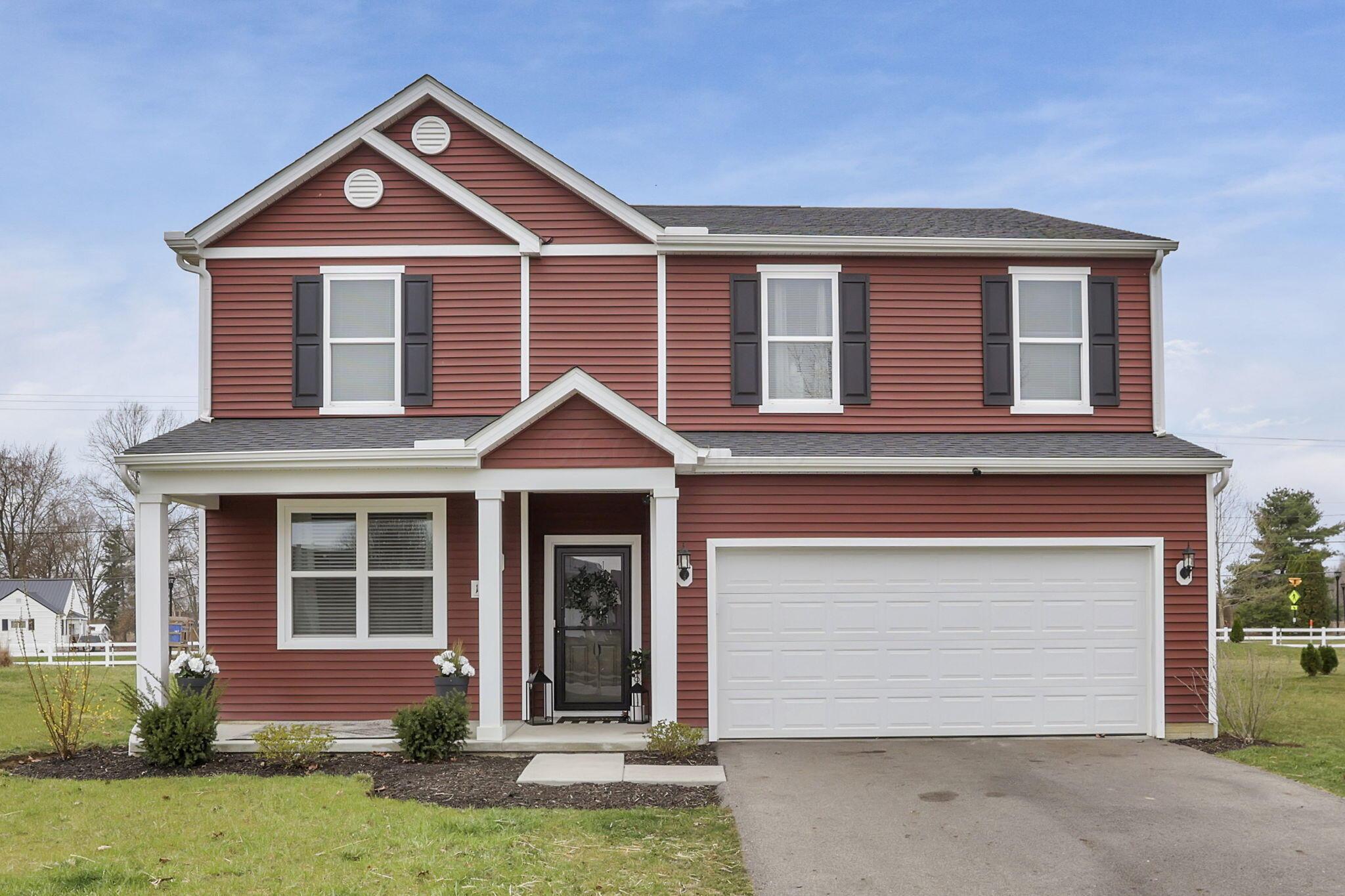 1134 Lake Forest Drive, Hebron, Ohio image 1