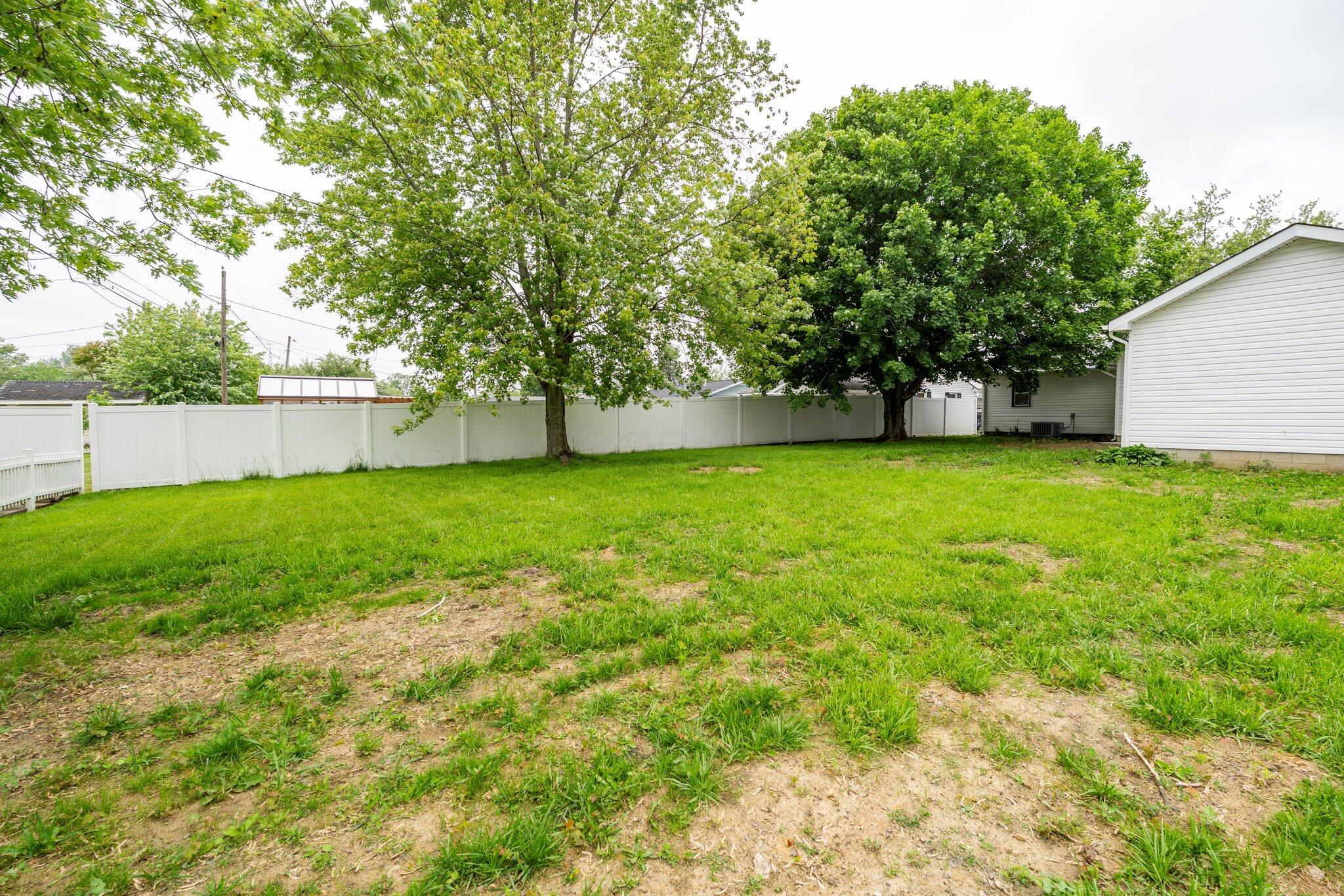 1219 Vanderbilt Drive, Washington Court House, Ohio image 32