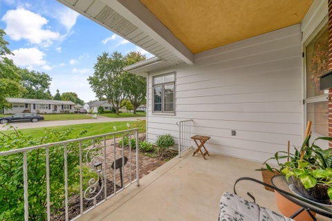 Tiny photo for 63 Kramer Street, Canal Winchester, OH 43110 (MLS # 226040219)