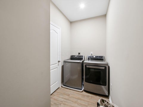 Tiny photo for 36 Oldham Court, Delaware, OH 43015 (MLS # 226034483)
