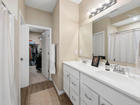Tiny photo for 36 Oldham Court, Delaware, OH 43015 (MLS # 226034483)