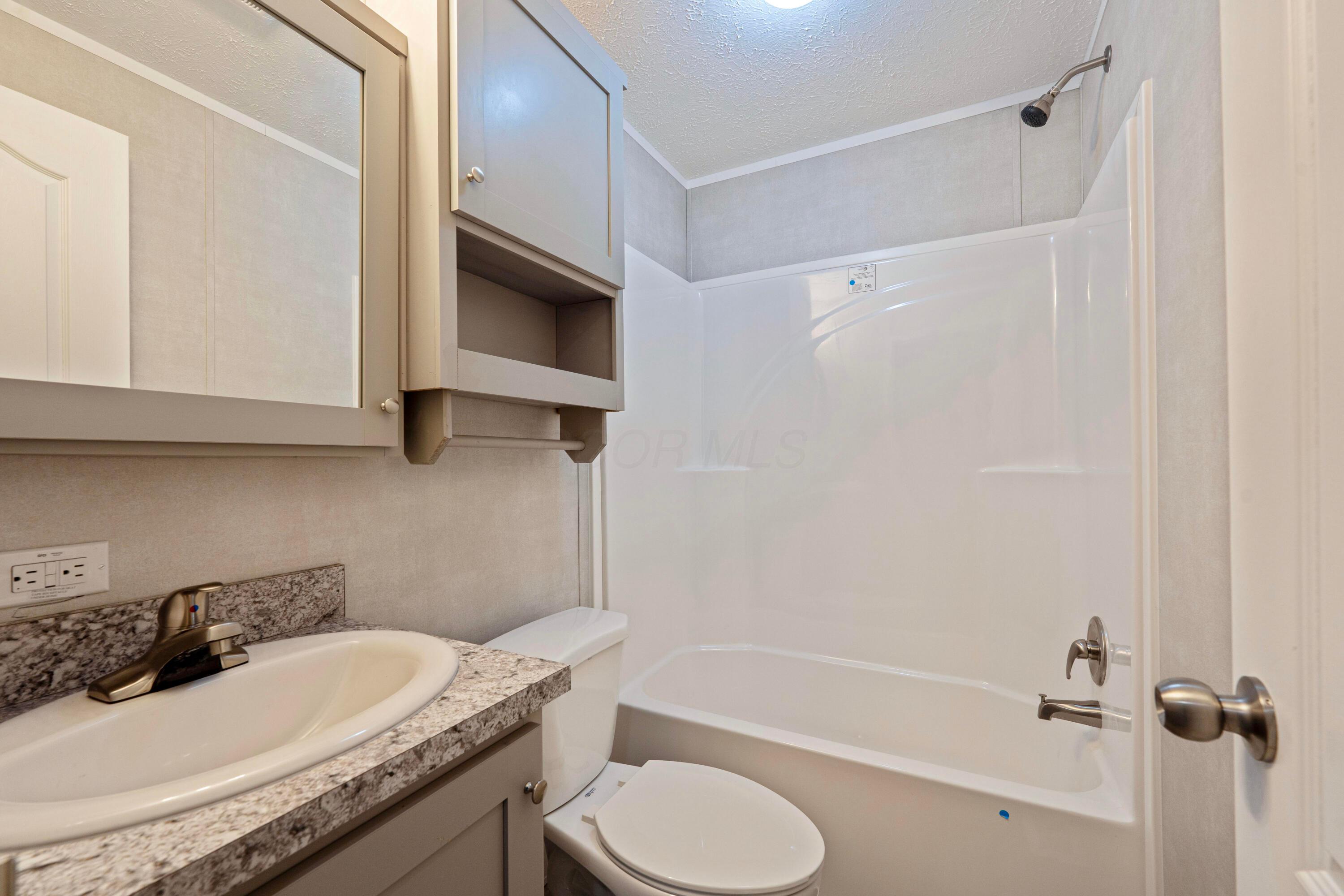 2288 W High Street #LOT 17, Newark, Ohio image 13