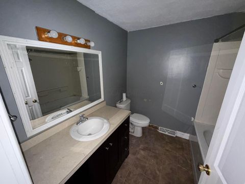 Tiny photo for 502 Summitview Drive, Lancaster, OH 43130 (MLS # 226013930)