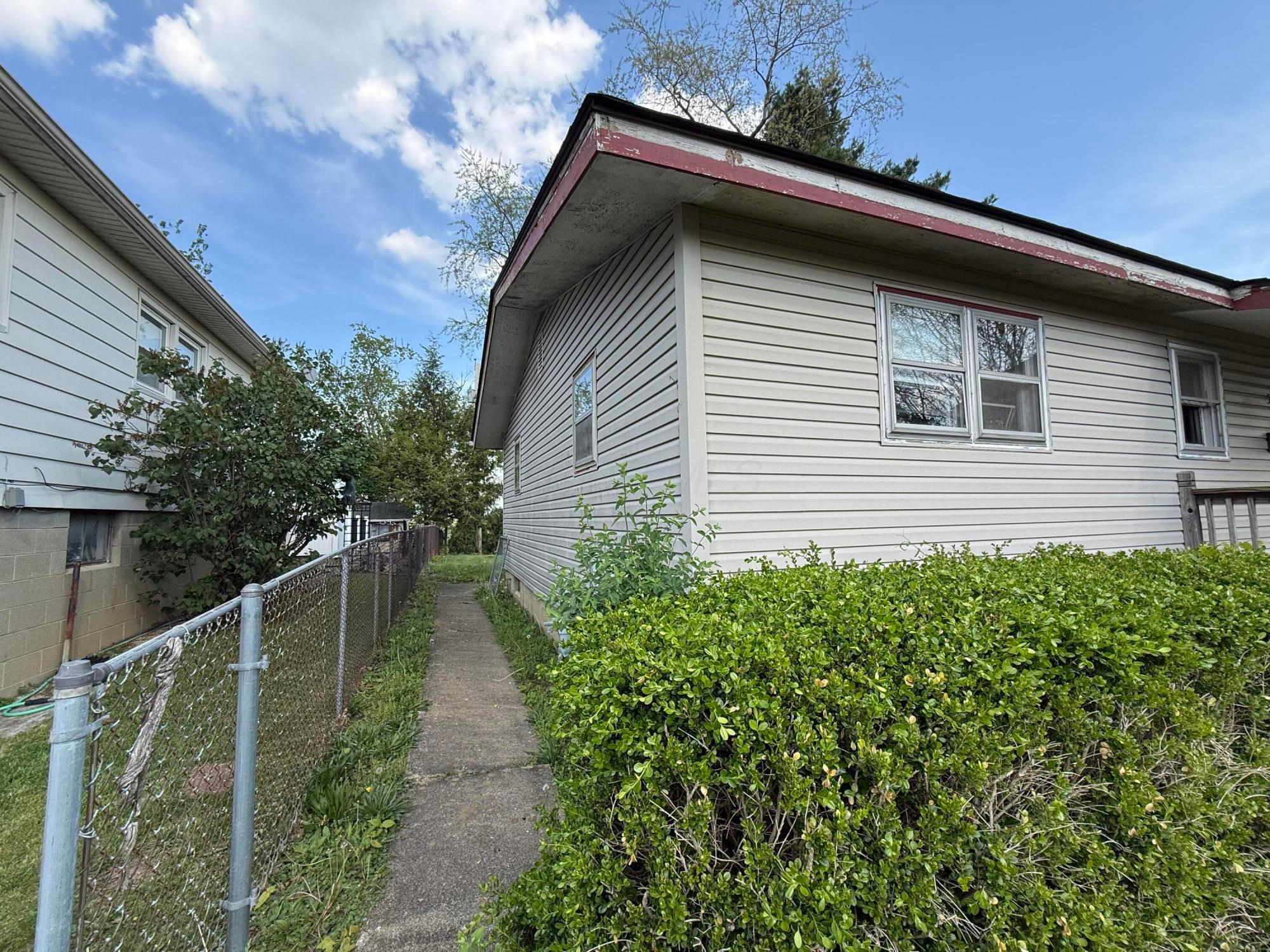 502 Summitview Drive