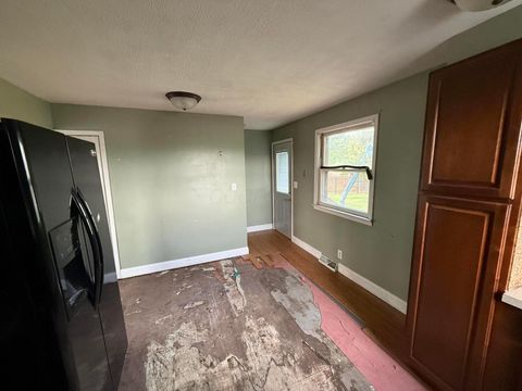 Tiny photo for 502 Summitview Drive, Lancaster, OH 43130 (MLS # 226013930)