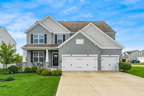 Photo of 191 Red Oak Court, Commercial Point, OH 43116 (MLS # 226017301)
