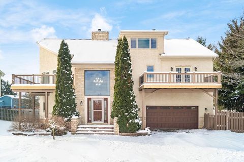 Photo of 483 S Sunbury Road, Westerville, OH 43081 (MLS # 225045855)