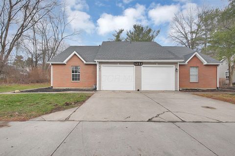 Tiny photo for 1251 Pineview Trail A #A, Newark, OH 43055 (MLS # 226000845)