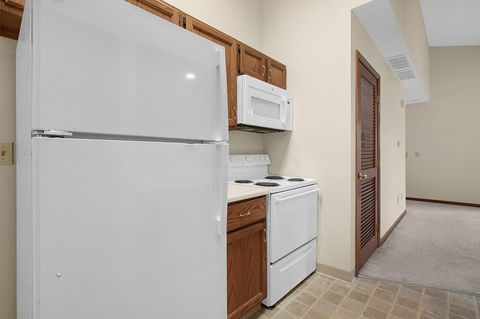 Tiny photo for 1251 Pineview Trail A #A, Newark, OH 43055 (MLS # 226000845)