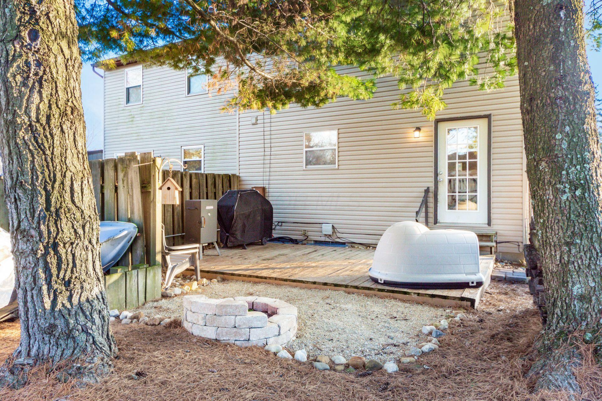 8651 Wilmette Court, Powell, Ohio image 30