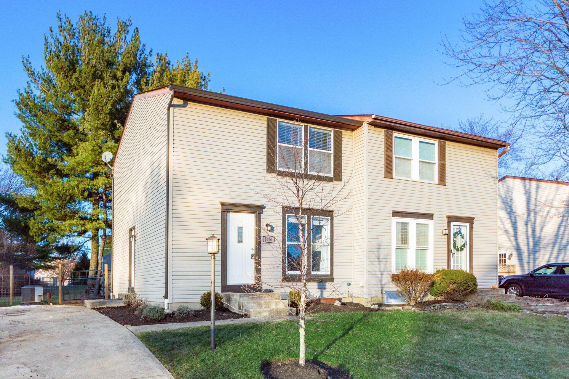 8651 Wilmette Court, Powell, Ohio image 1