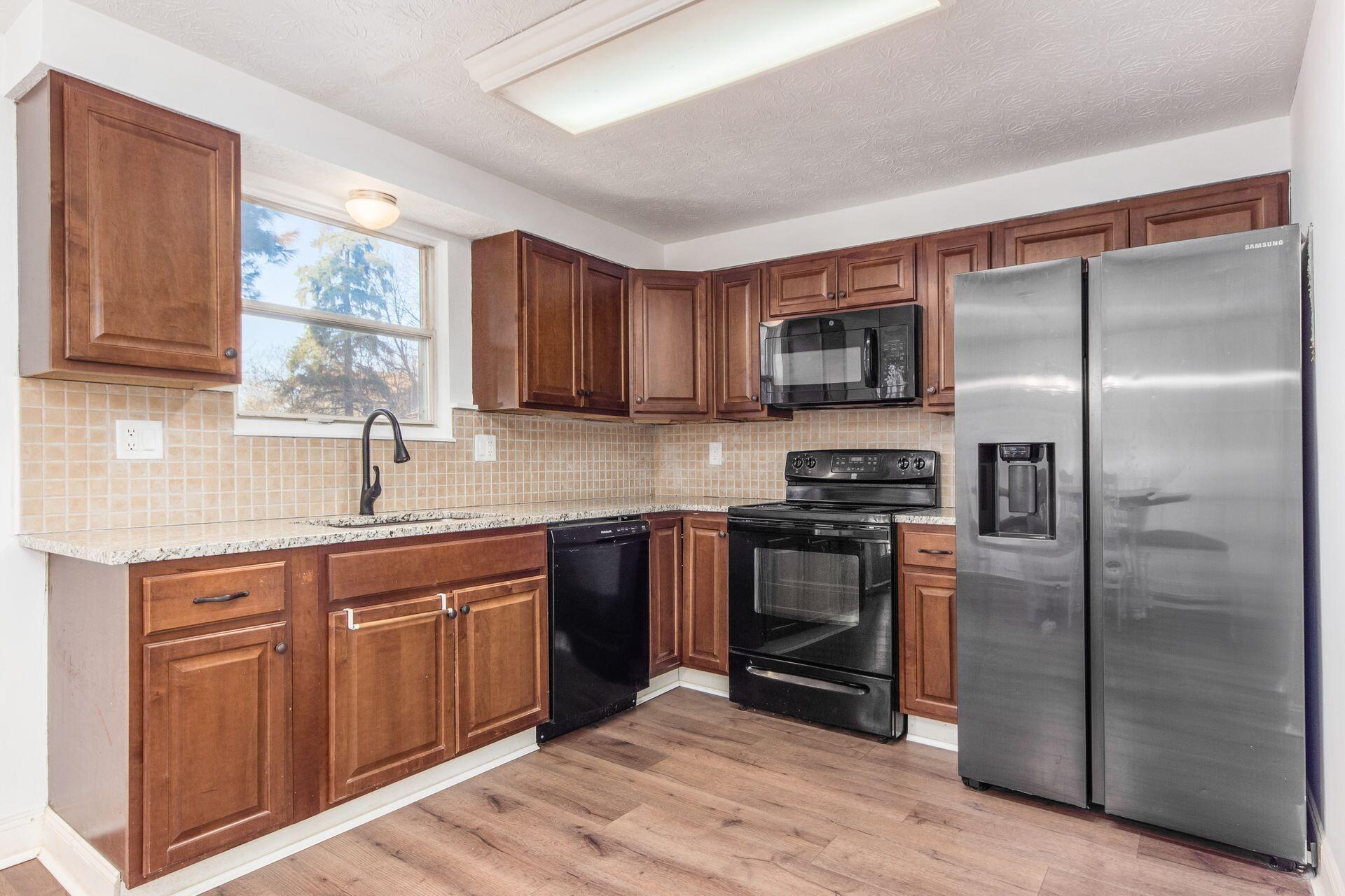 8651 Wilmette Court, Powell, Ohio image 11