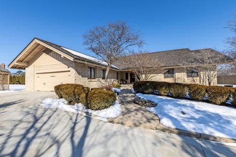 Photo of 8613 Kirkhill Court, Dublin, OH 43017 (MLS # 226004020)