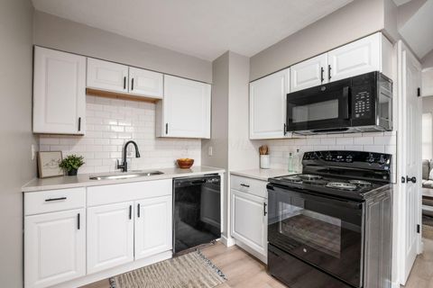 Tiny photo for 1363 E 19th Avenue, Columbus, OH 43211 (MLS # 226012309)